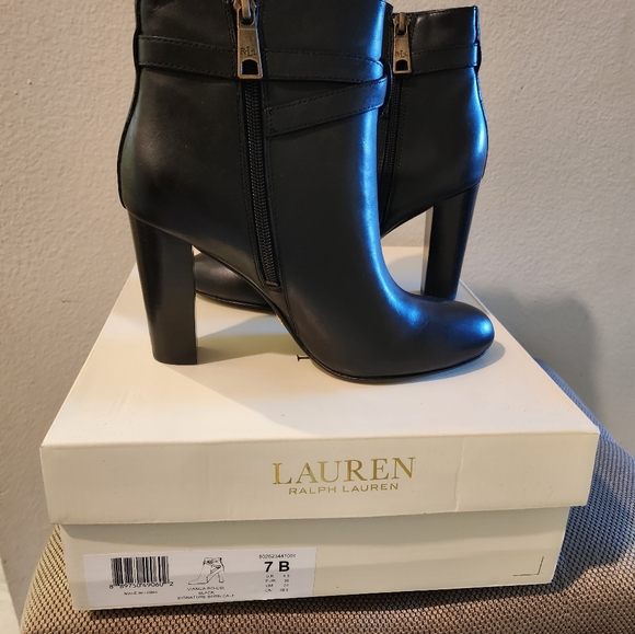 Ralph Lauren Ankle Boots - Picture 2 of 4